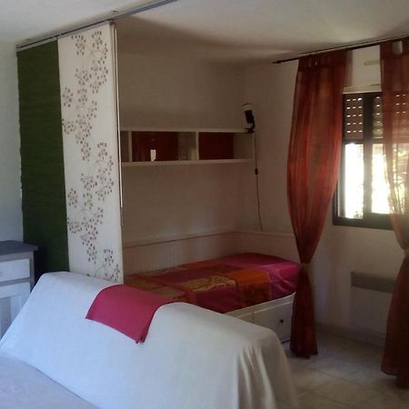 Studio De 27 M² + 70 M² De Jardin A 100 M Des Plages กาวาแลร์-ซูร์-แมร์ ภายนอก รูปภาพ