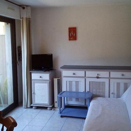 Studio De 27 M² + 70 M² De Jardin A 100 M Des Plages กาวาแลร์-ซูร์-แมร์ ภายนอก รูปภาพ