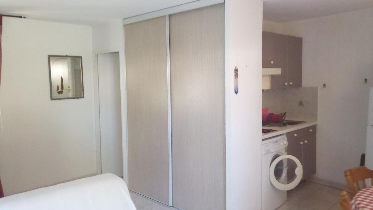 Studio De 27 M² + 70 M² De Jardin A 100 M Des Plages กาวาแลร์-ซูร์-แมร์ ภายนอก รูปภาพ
