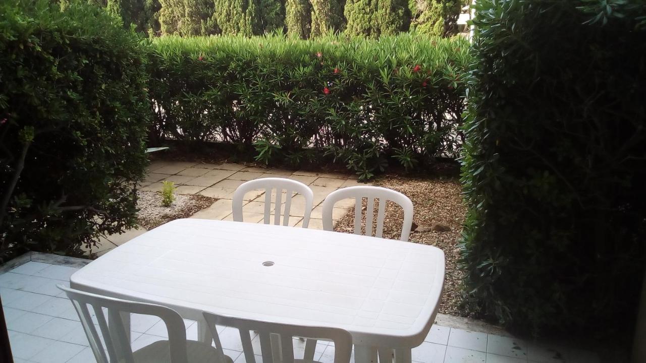 Studio De 27 M² + 70 M² De Jardin A 100 M Des Plages กาวาแลร์-ซูร์-แมร์ ภายนอก รูปภาพ